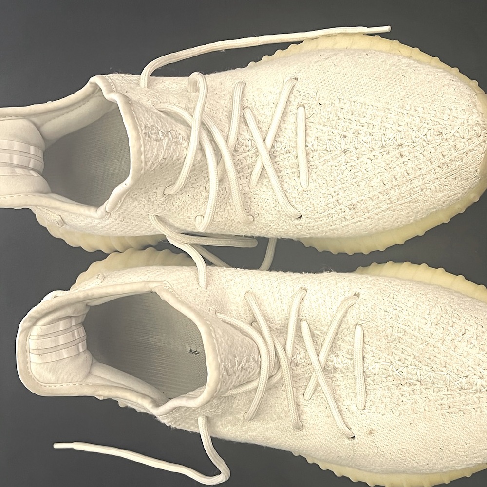 White Yeezy 350